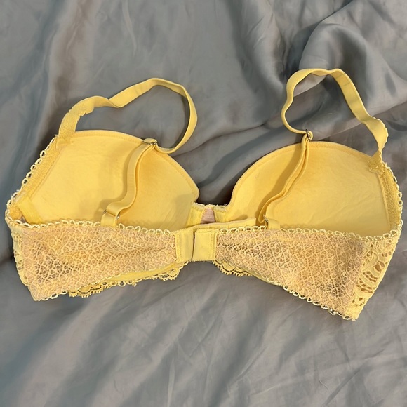 Yellow Victoria Secret Lace Bra - Picture 2 of 3